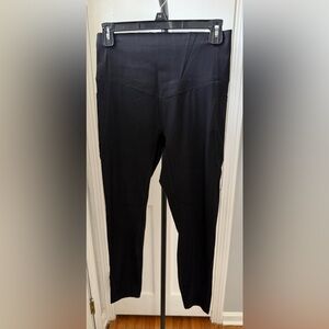 Black High-Waist Active Leggings With Side Pockets